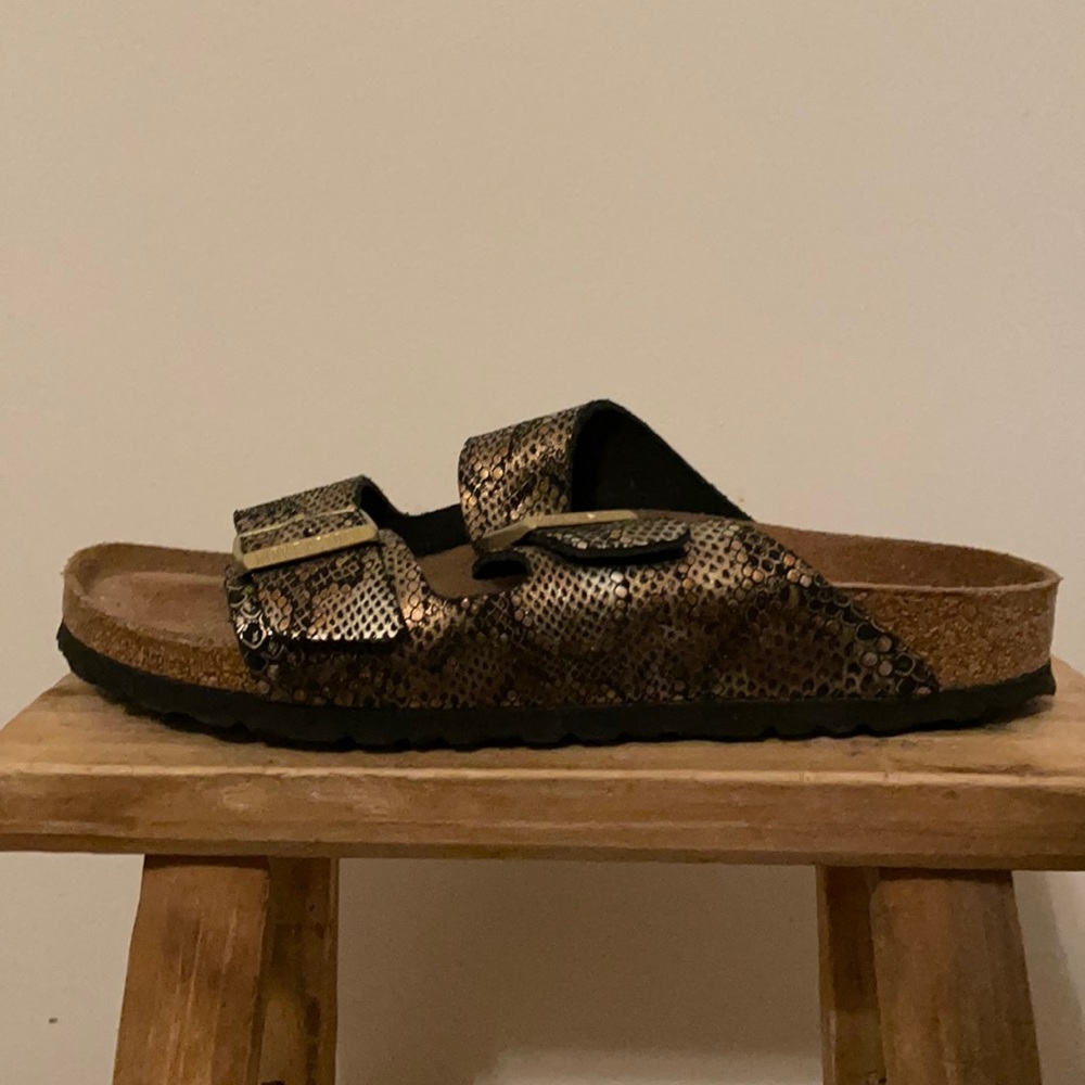 COPY - Metallic/Gold faux snake skin Birkenstock’s Sz 41/10